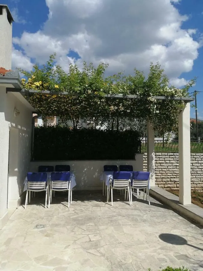 Apartments Amor Trogir Croatia
