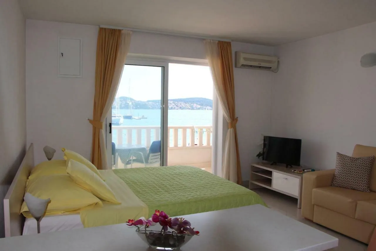 Apartments Amor Trogir