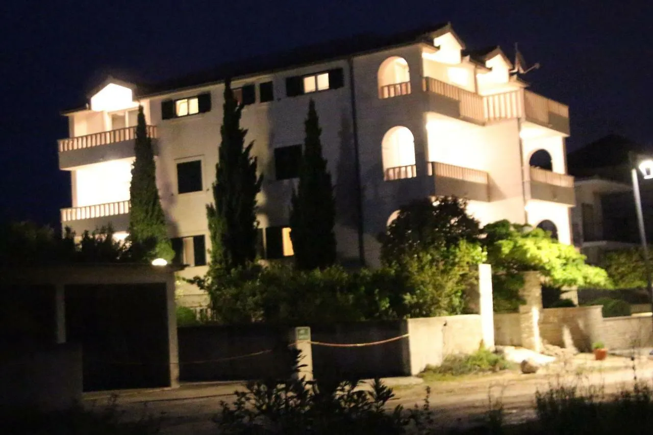Apartments Amor Trogir